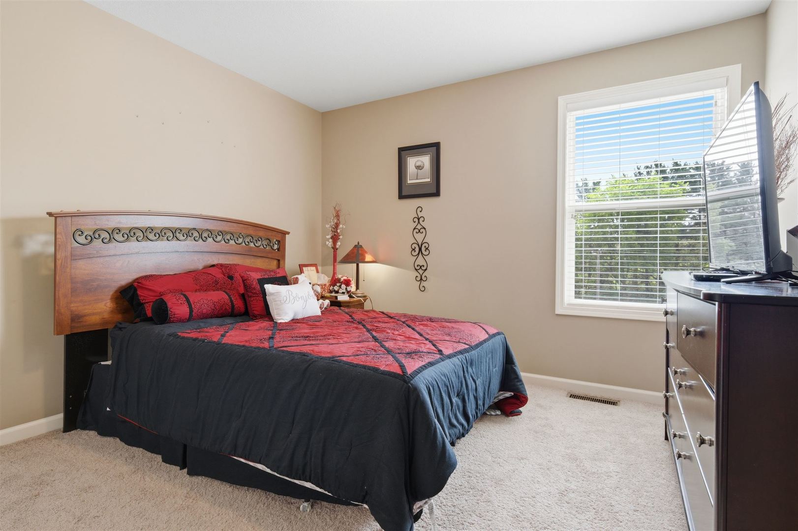 5403 Ferryman Road, Bloomington, IL 61705