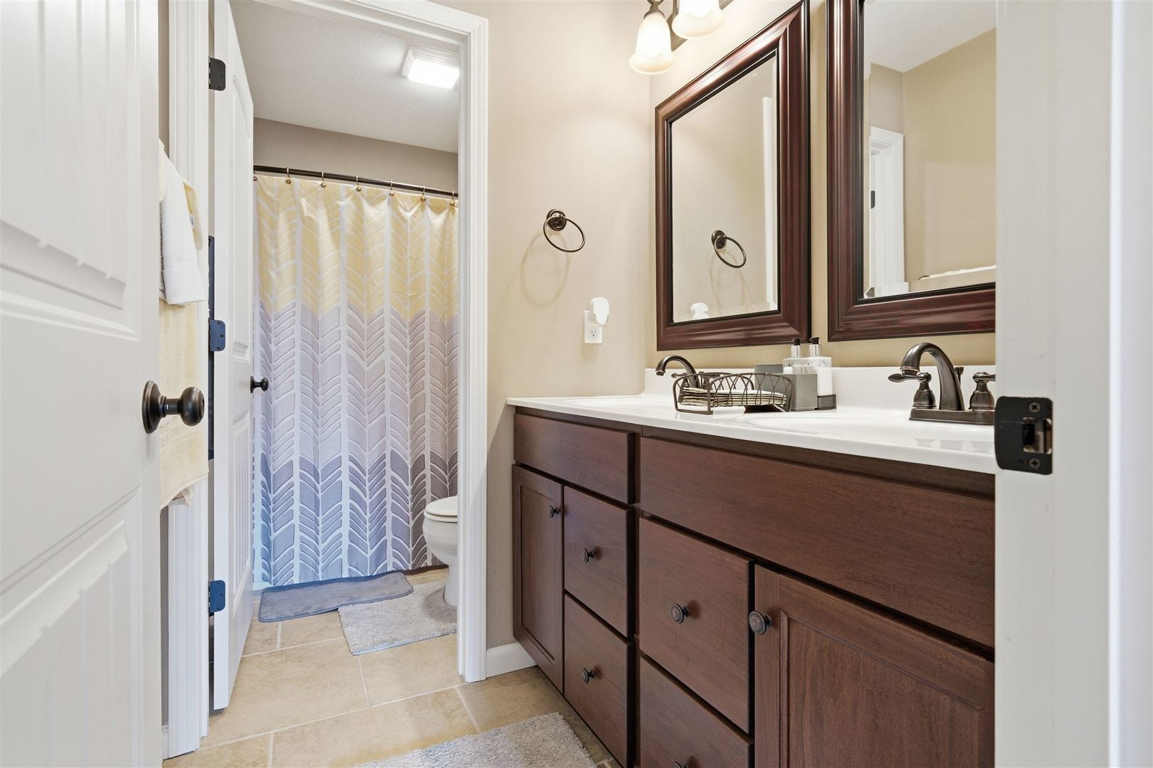 5403 Ferryman Road, Bloomington, IL 61705