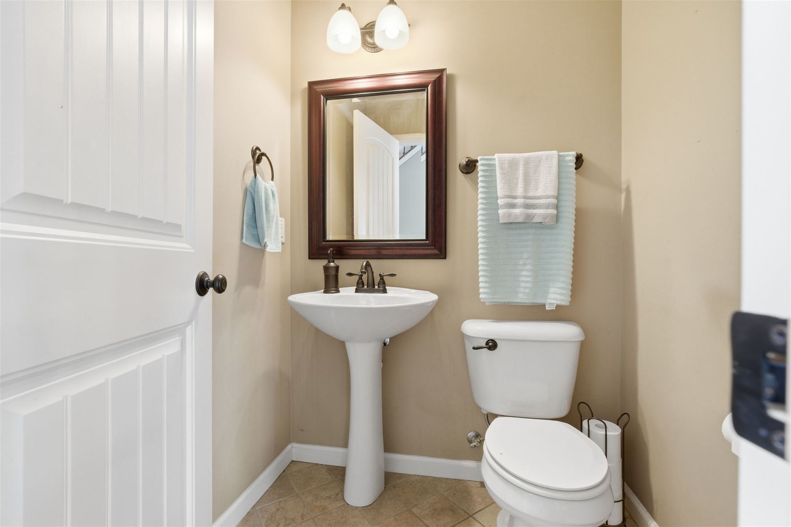 5403 Ferryman Road, Bloomington, IL 61705