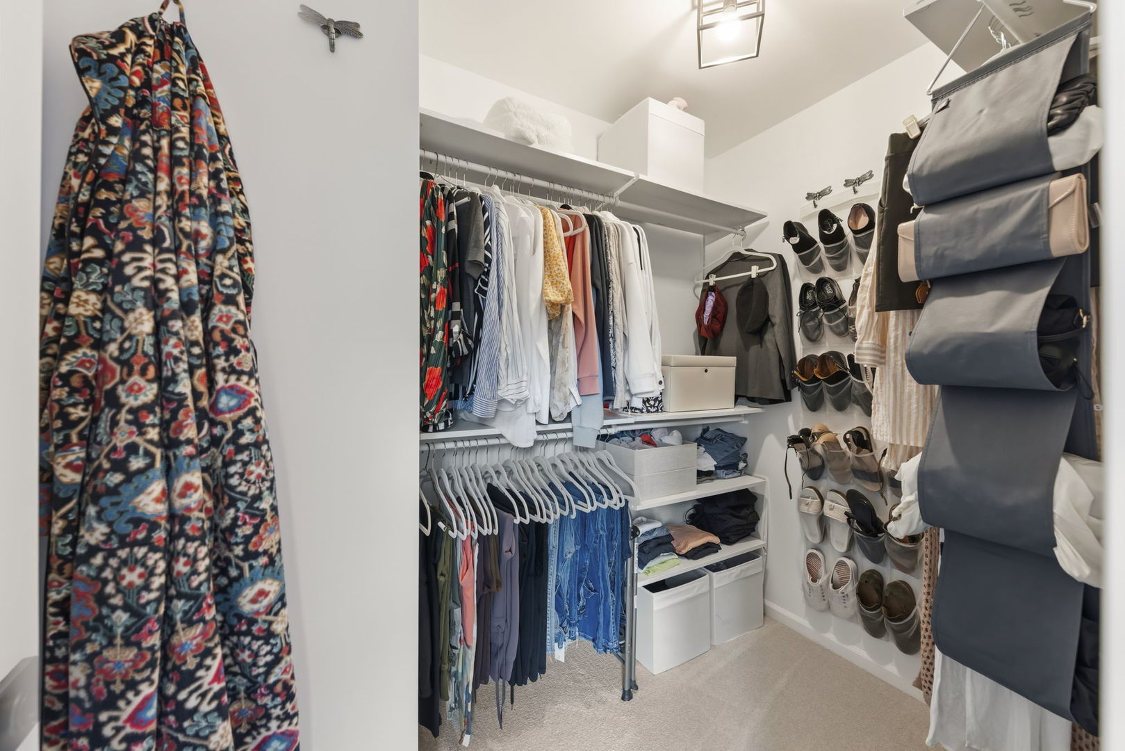 1921 Wexford Circle, Wheaton, IL 60189