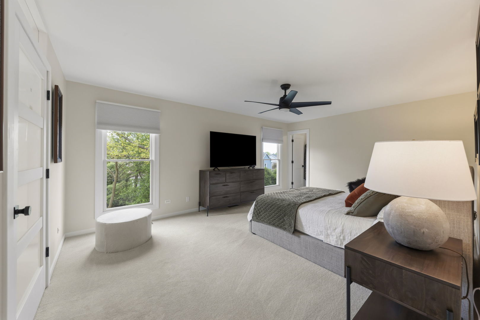 1921 Wexford Circle, Wheaton, IL 60189