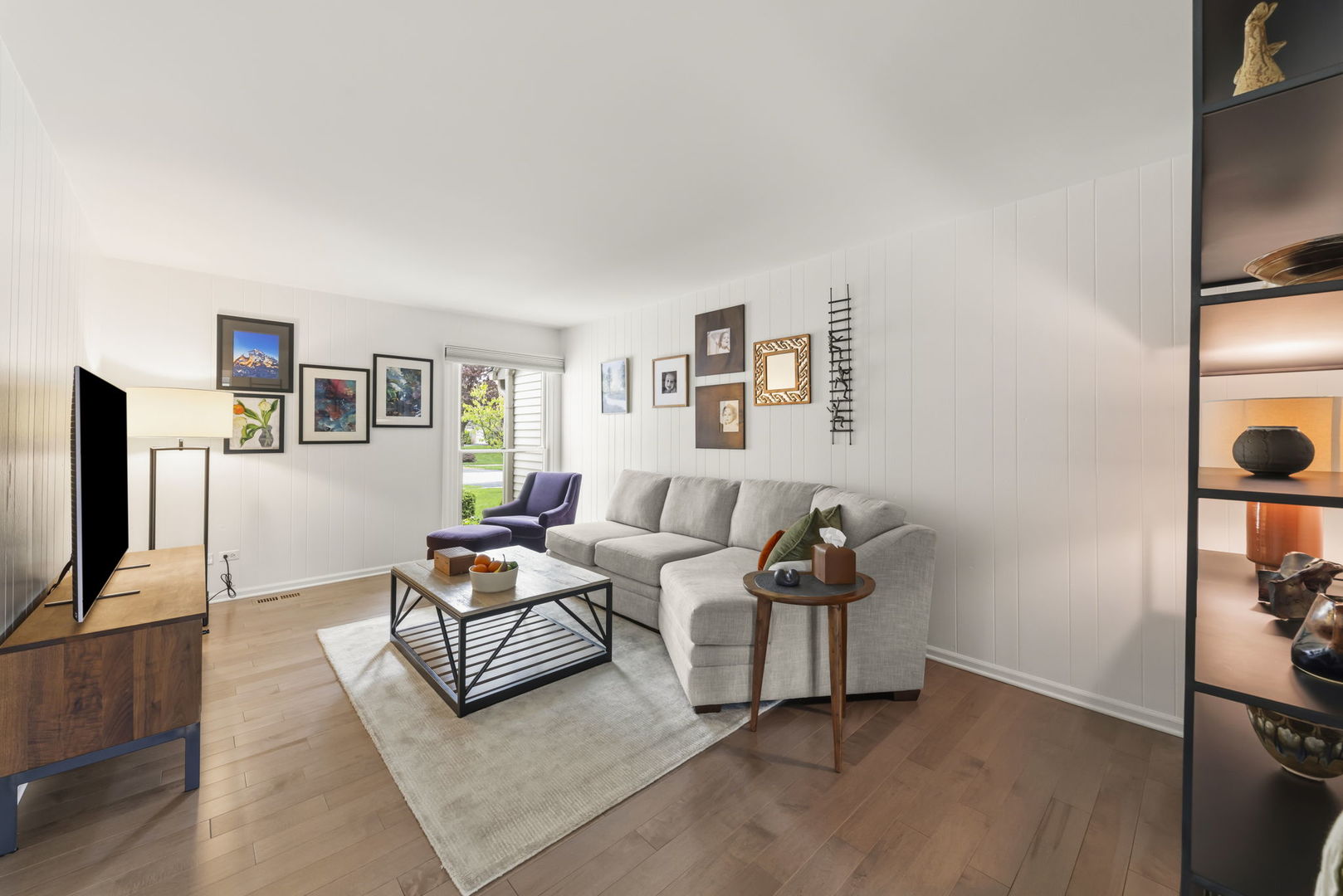 1921 Wexford Circle, Wheaton, IL 60189