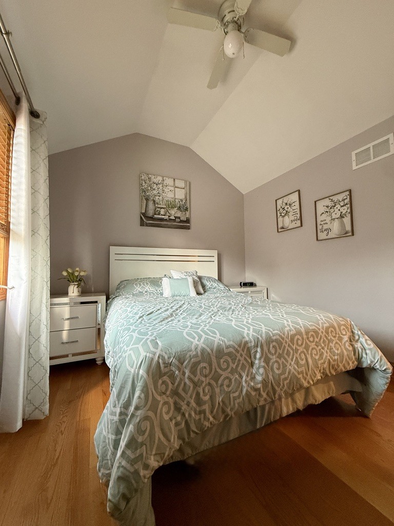 8017 Oak Park Avenue, Burbank, IL 60459