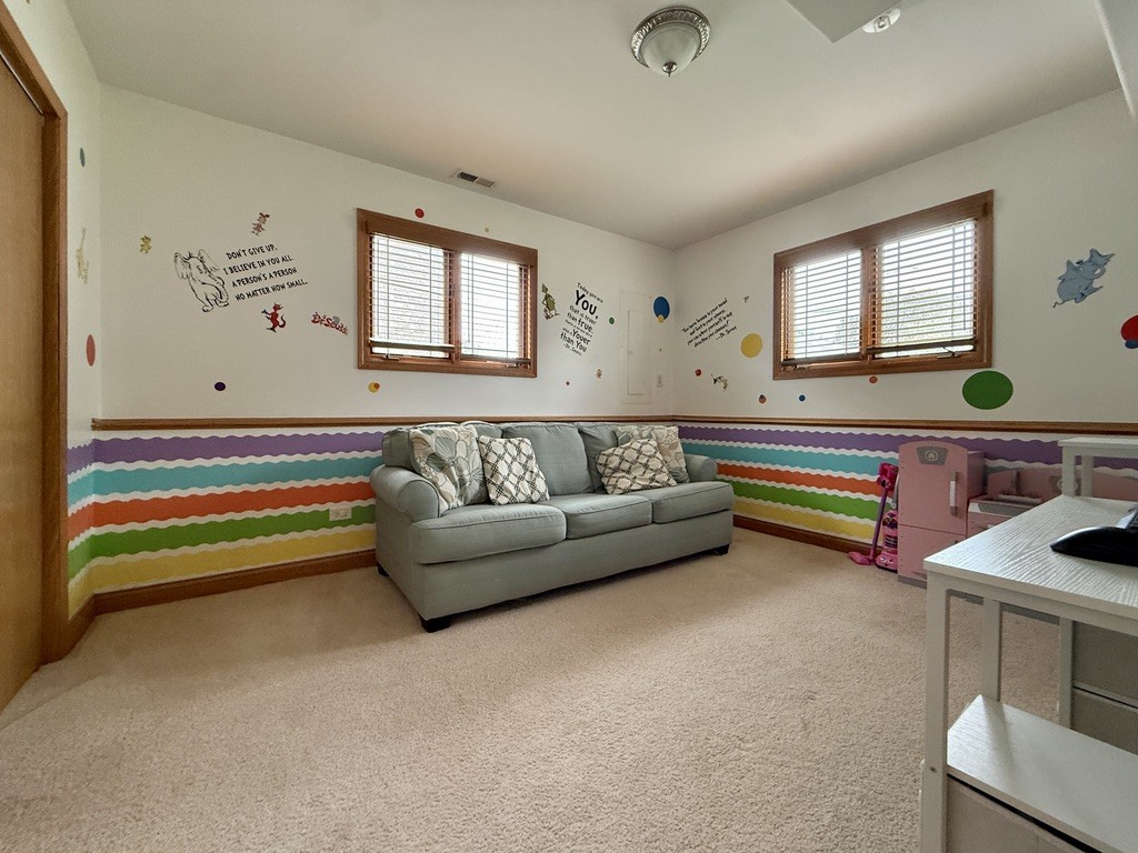 8017 Oak Park Avenue, Burbank, IL 60459