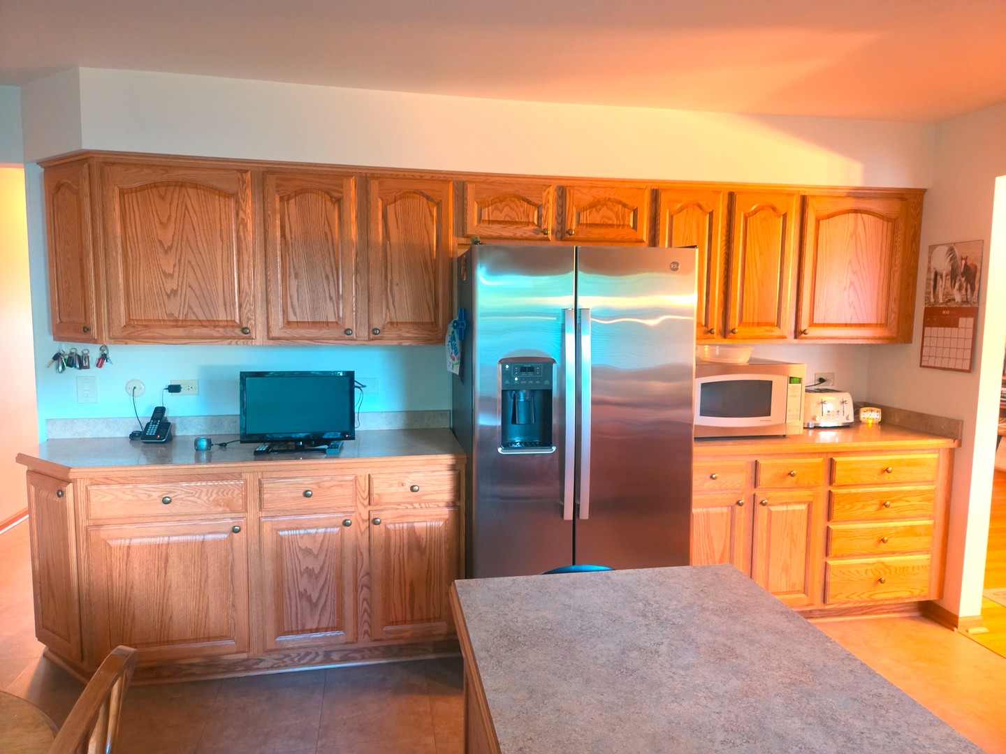 18W193 Holly Avenue, Darien, IL 60561