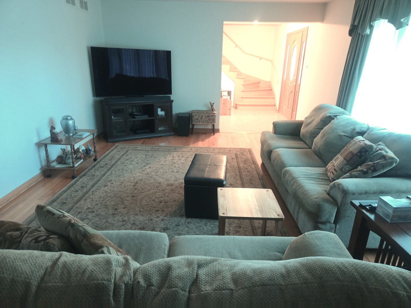 18W193 Holly Avenue, Darien, IL 60561