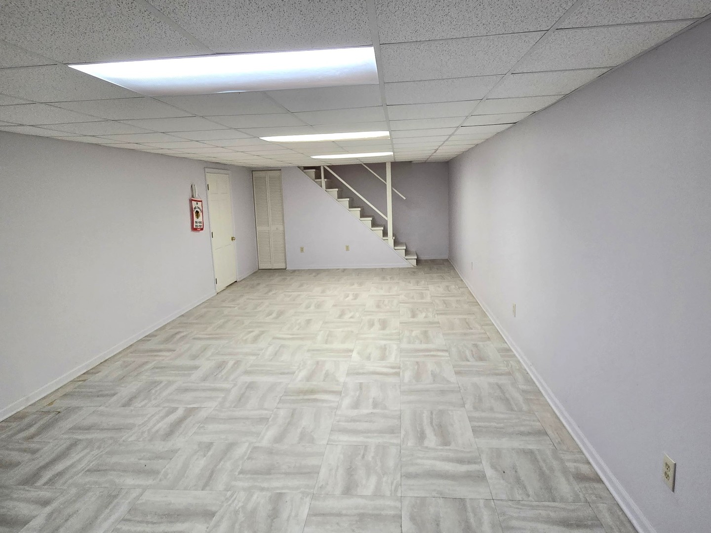 18W193 Holly Avenue, Darien, IL 60561