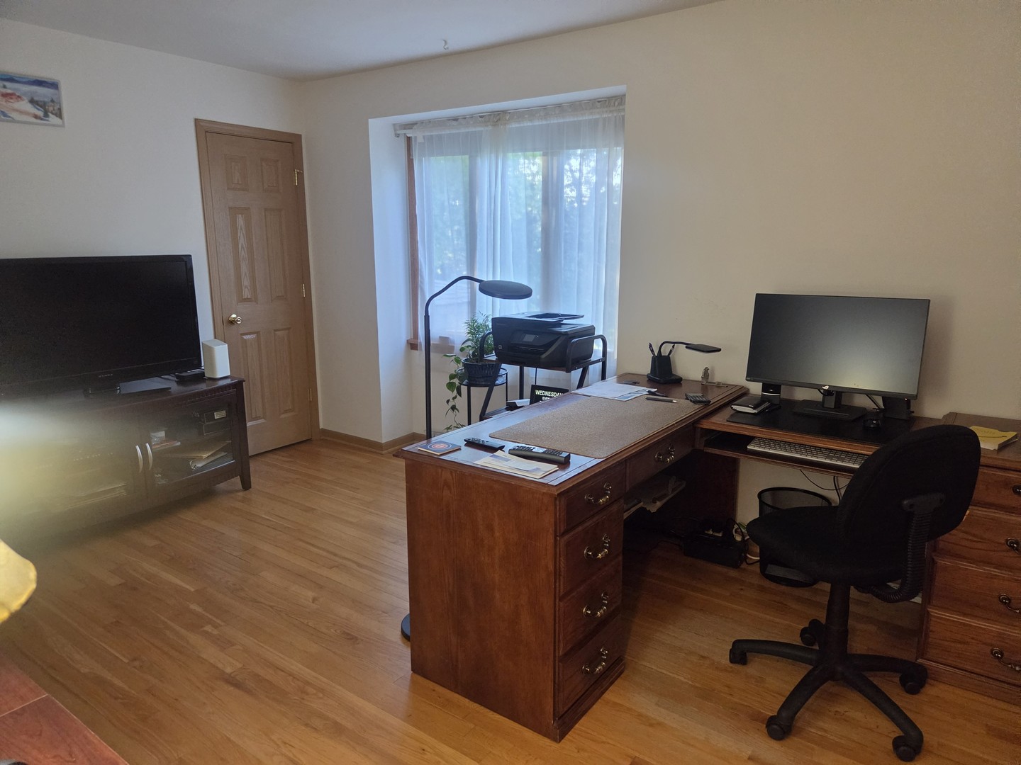 18W193 Holly Avenue, Darien, IL 60561