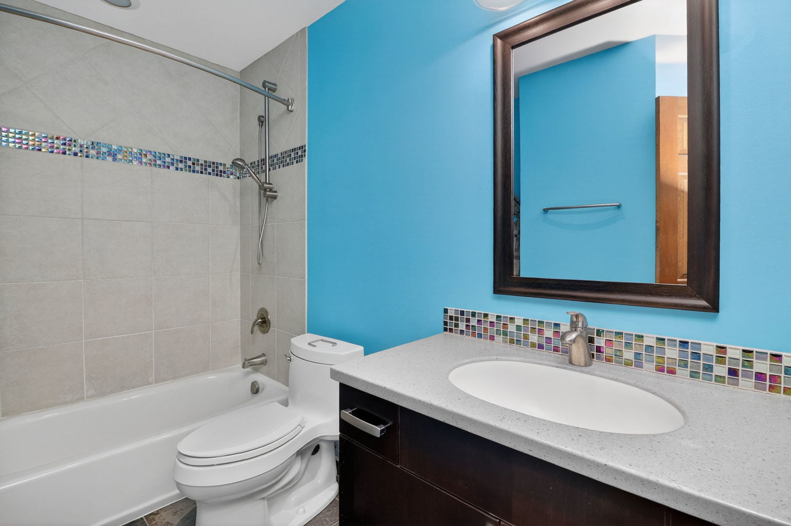 1694 Hampshire Drive, Elk Grove Village, IL 60007