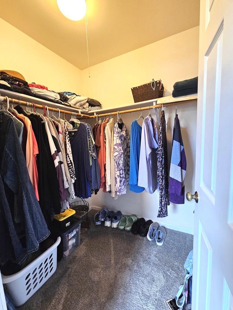 506 Shenandoah Trail, Elgin, IL 60123