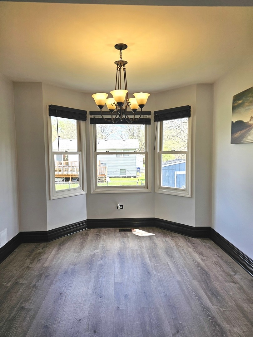 506 Shenandoah Trail, Elgin, IL 60123