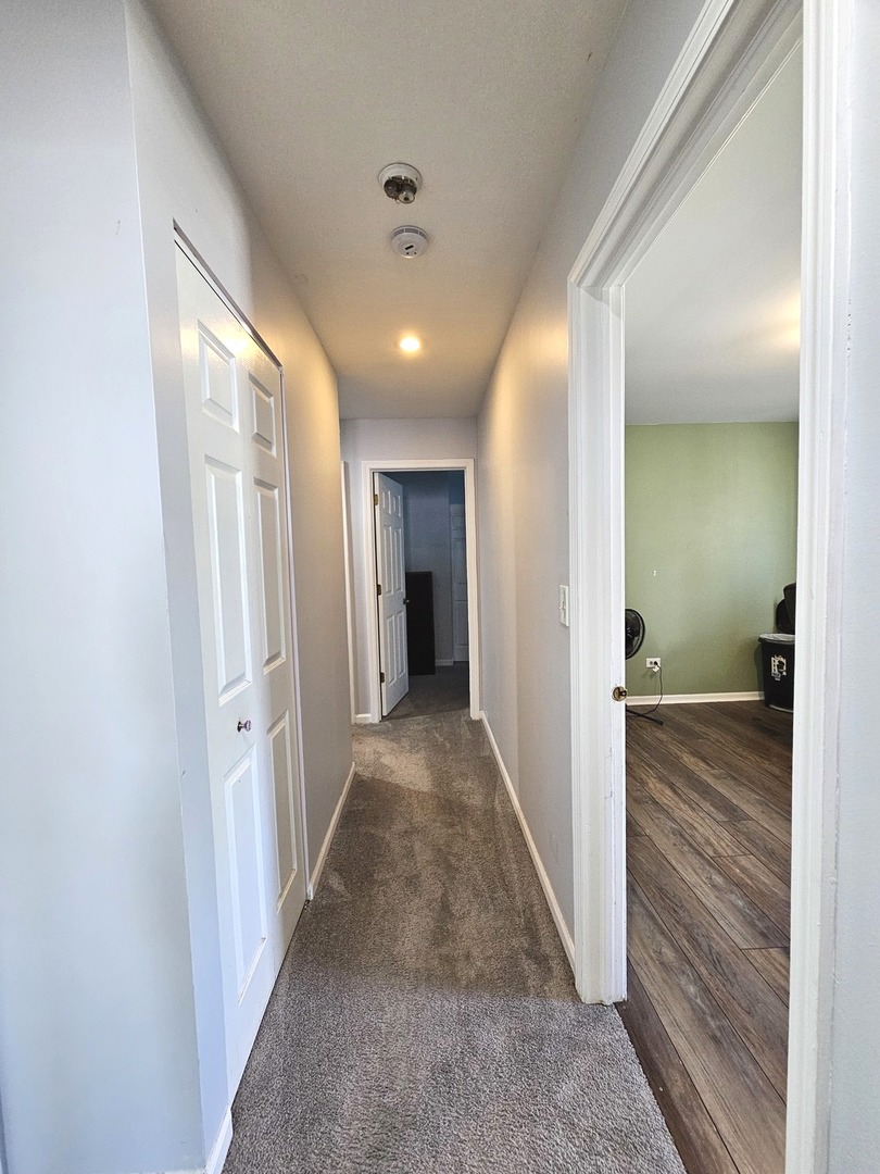 506 Shenandoah Trail, Elgin, IL 60123