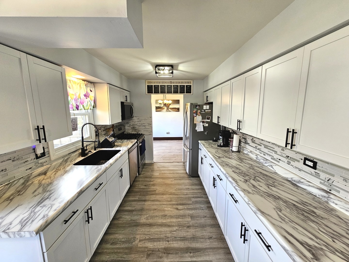 506 Shenandoah Trail, Elgin, IL 60123