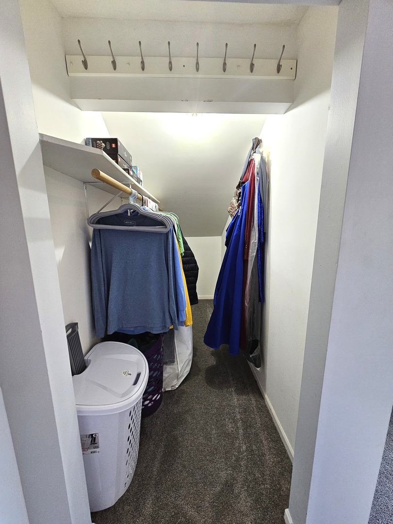 506 Shenandoah Trail, Elgin, IL 60123