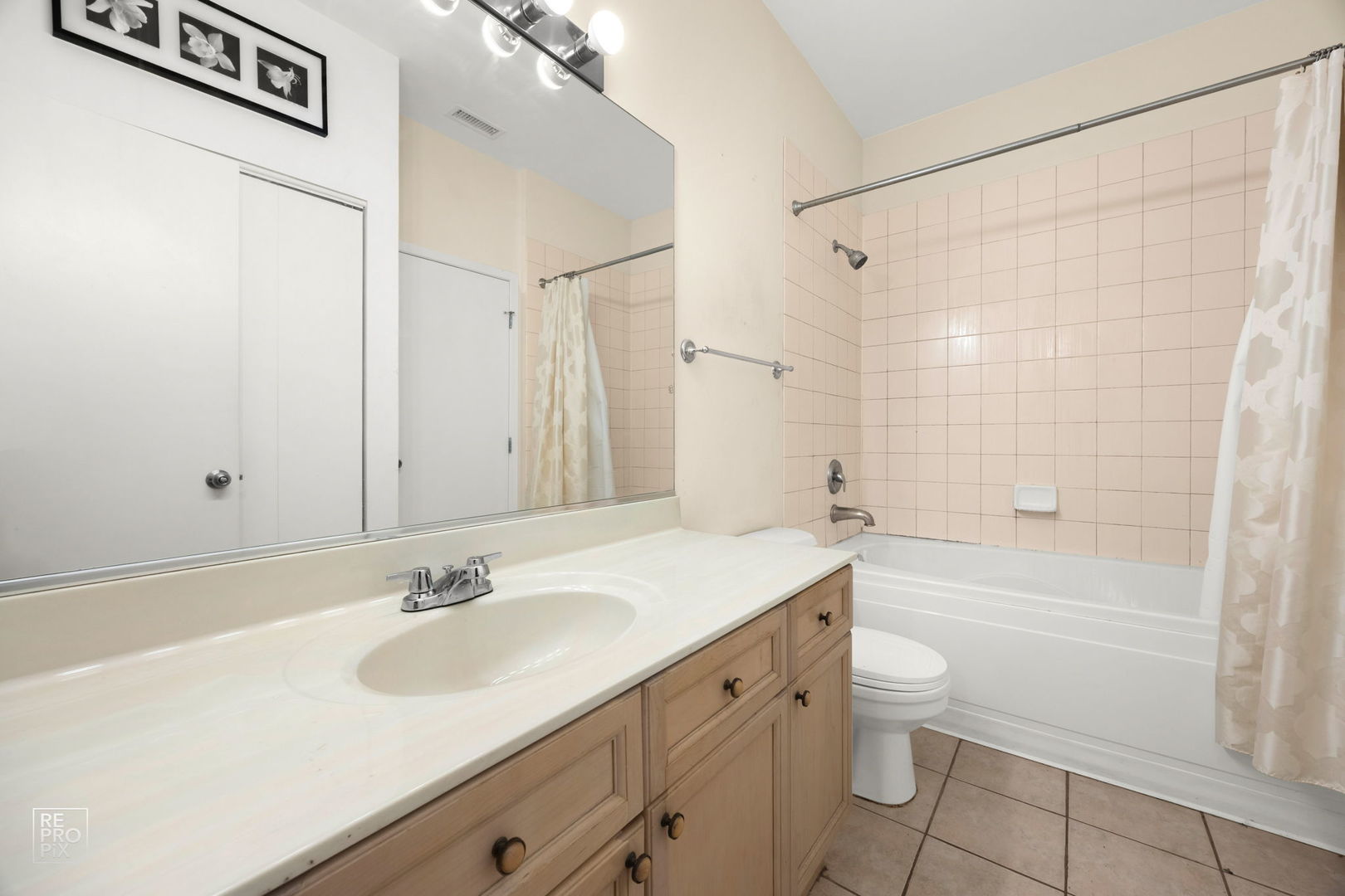 1525 S Michigan Avenue #107, Chicago, IL 60605