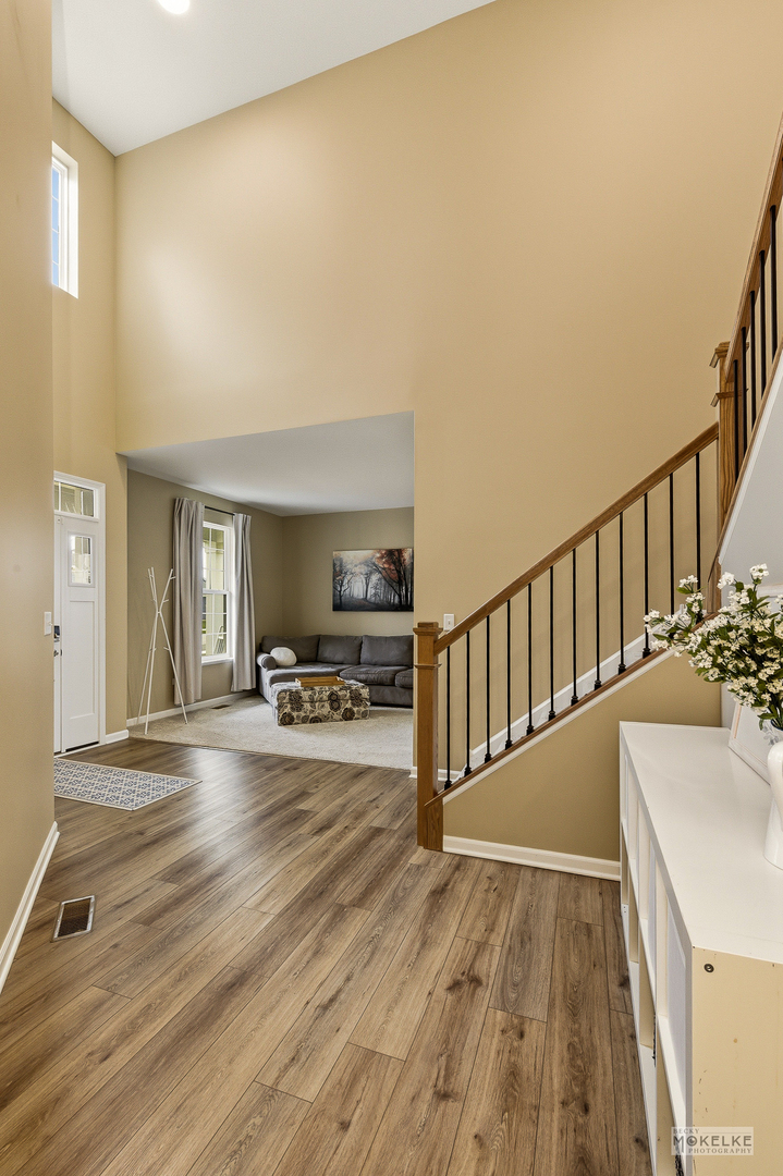 1303 Collins Drive, Elburn, IL 60119