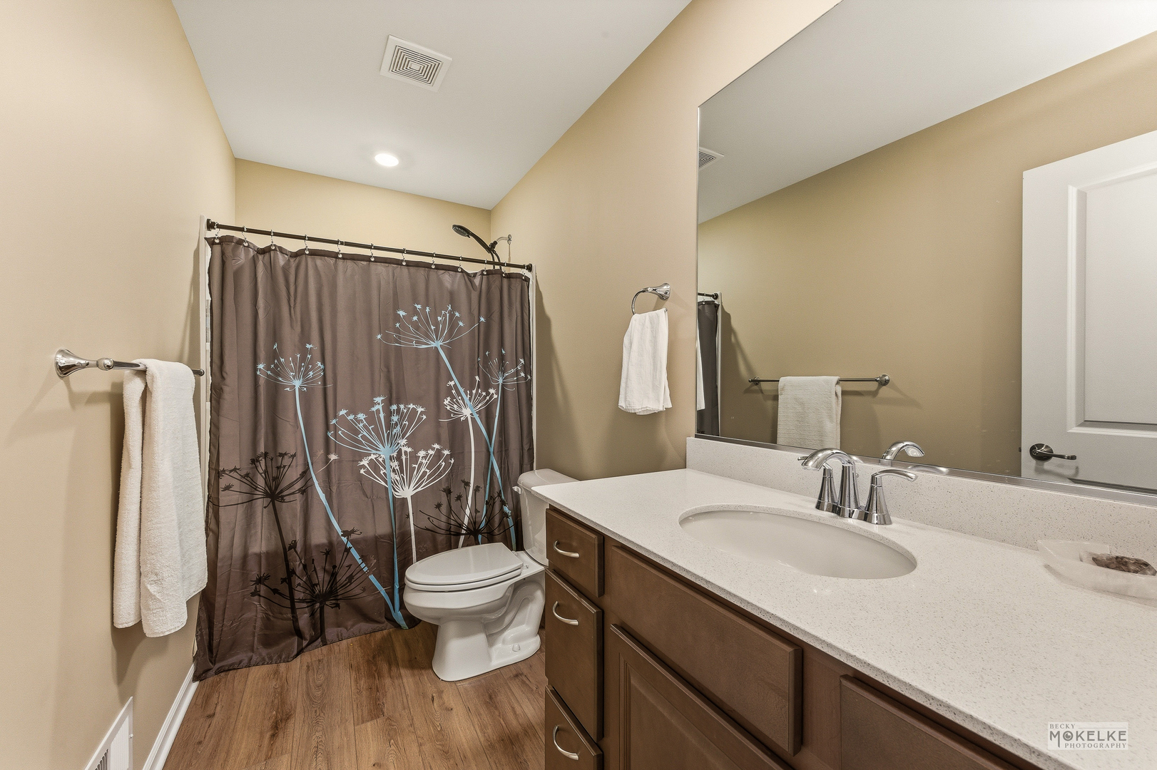 1303 Collins Drive, Elburn, IL 60119