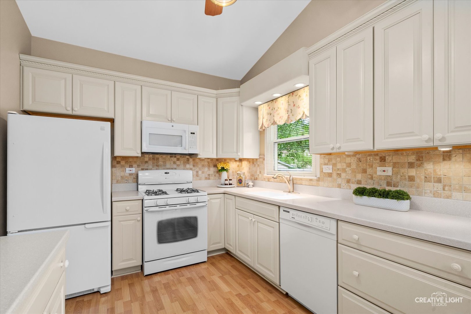 1128 Modaff Road, Naperville, IL 60540