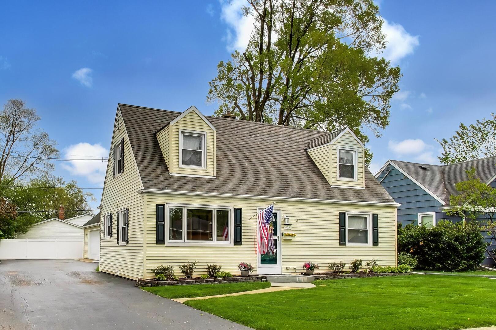 817 S Spring Road, Elmhurst, IL 60126