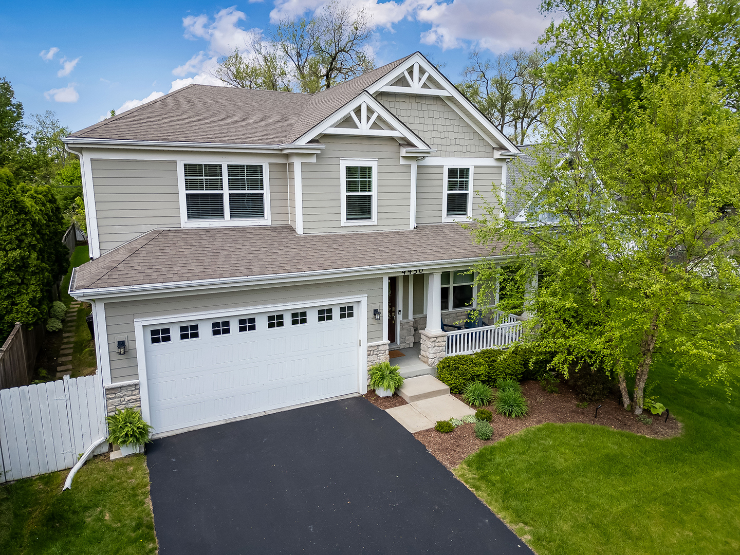 4450 Woodward Avenue, Downers Grove, IL 60515