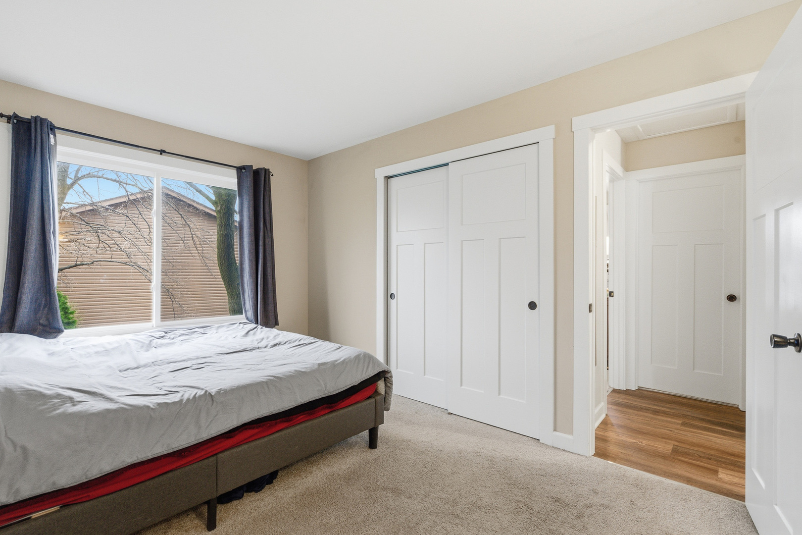 7654 W Moorefield Drive, Frankfort, IL 60423