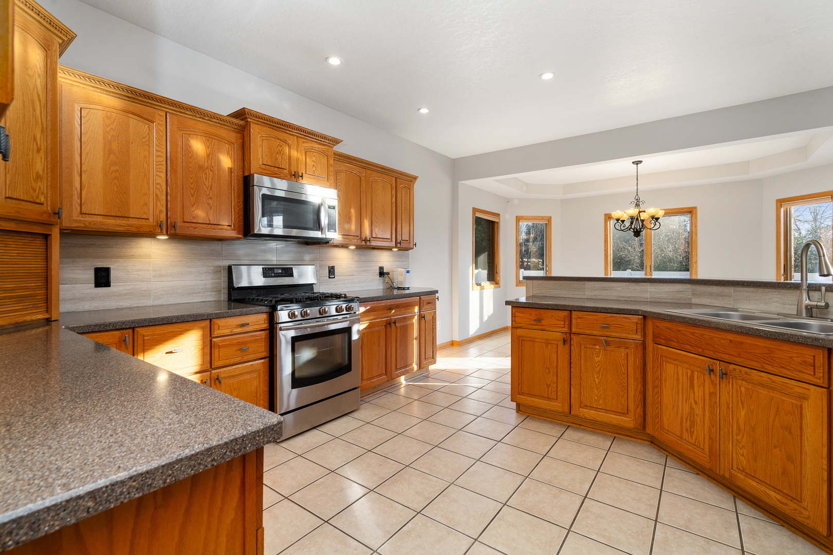 3218 WOODHAVEN Drive, Bourbonnais, IL 60914