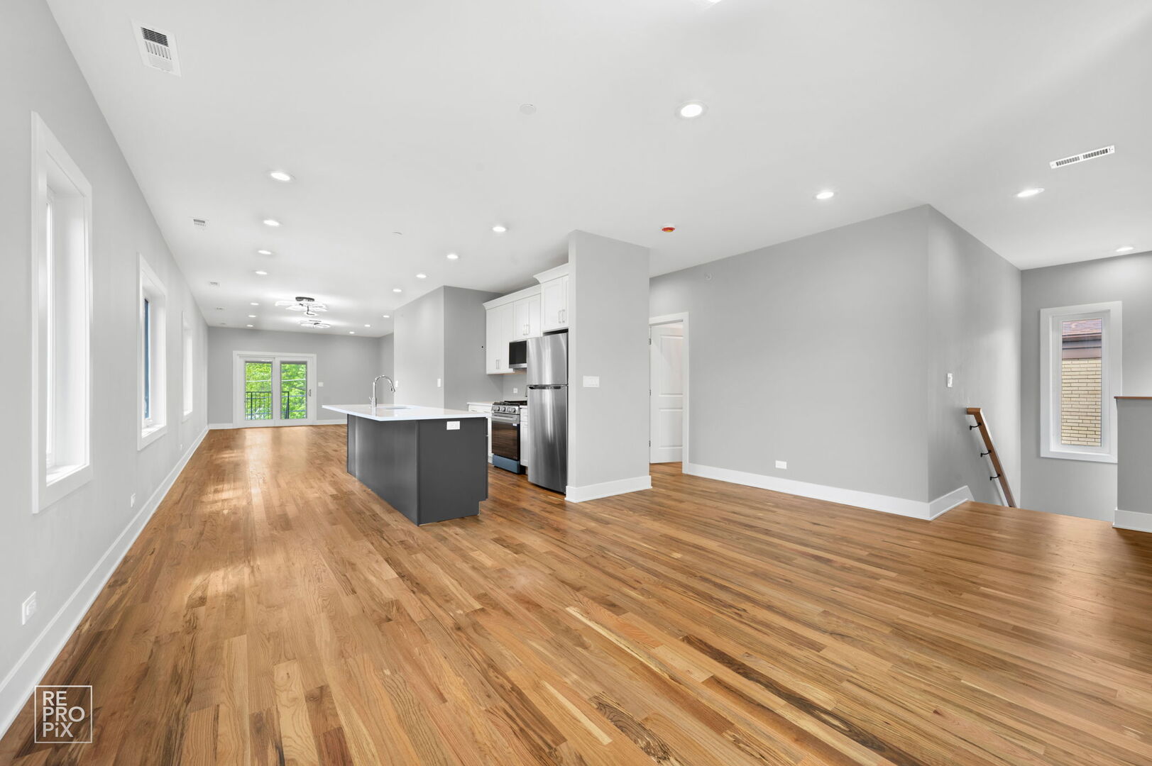 8734 Kimball Avenue #2, Skokie, IL 60076