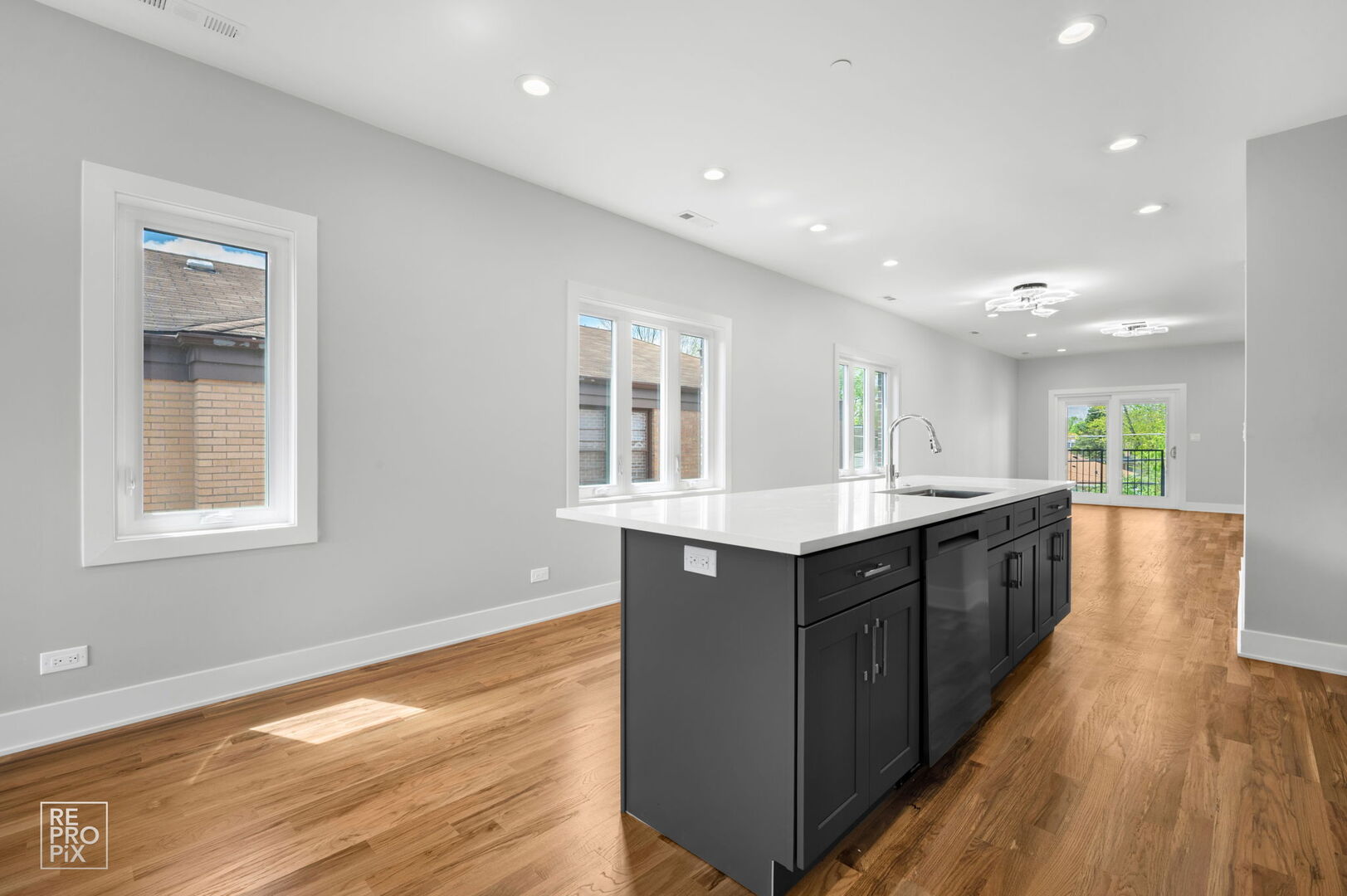 8734 Kimball Avenue #2, Skokie, IL 60076