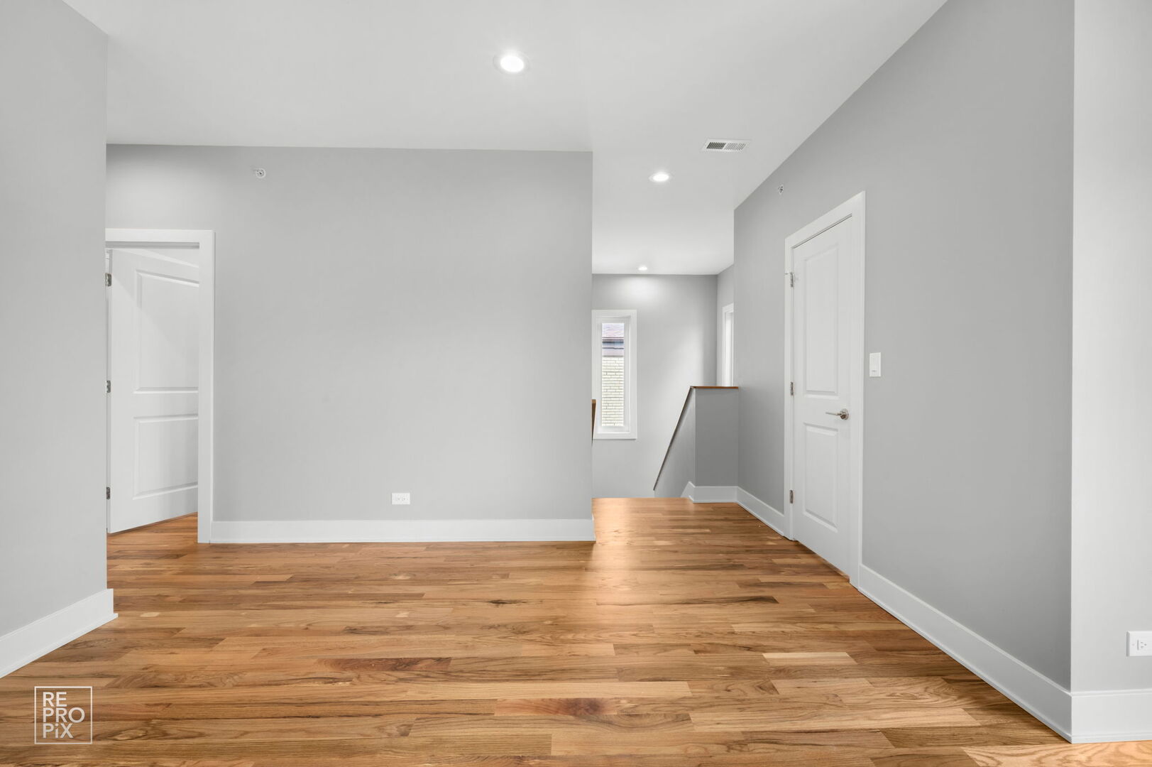 8734 Kimball Avenue #2, Skokie, IL 60076