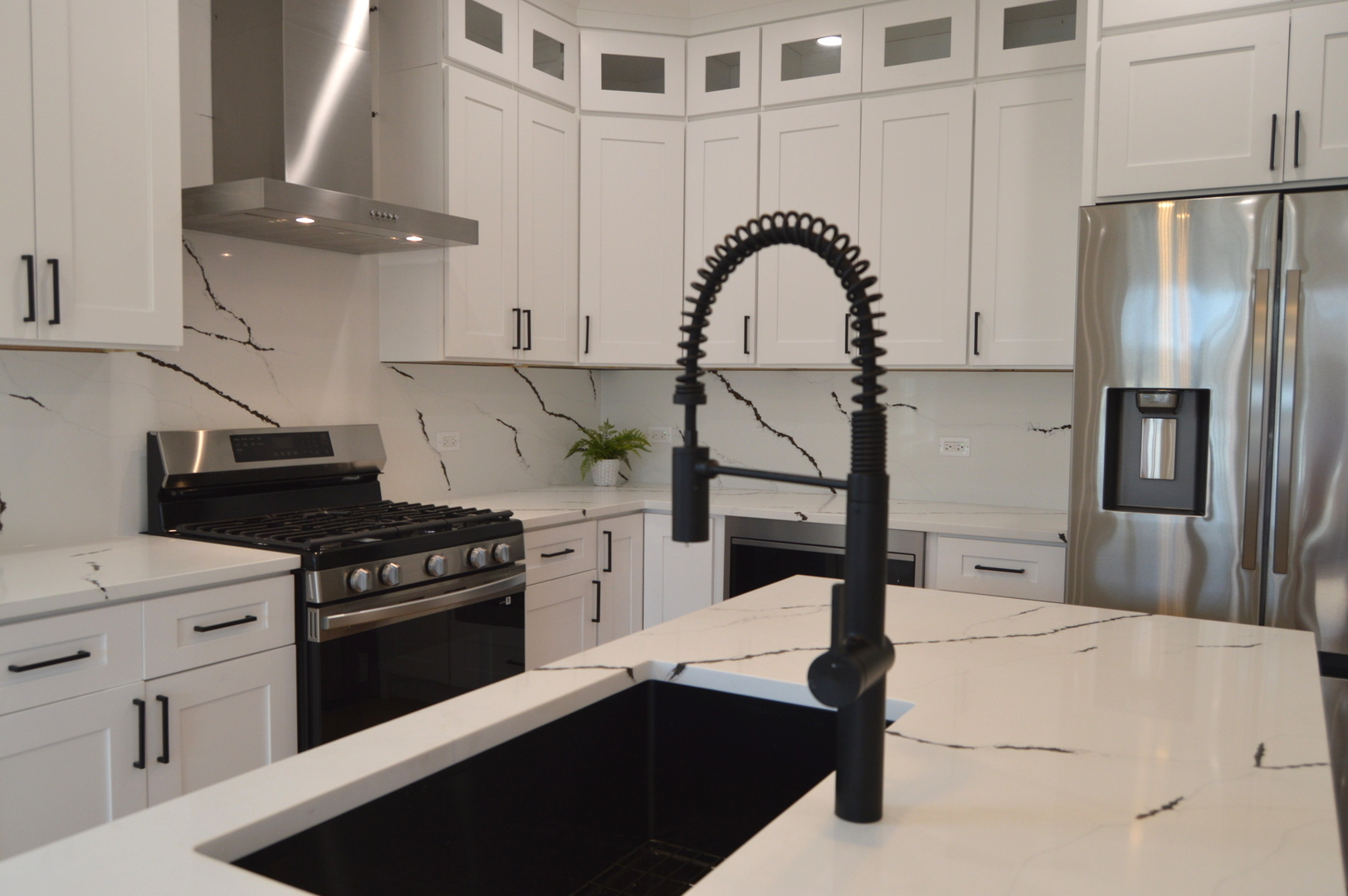 3755 N Odell Avenue, Chicago, IL 60634