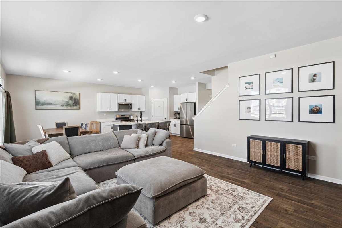 25436 W Ashton Drive, Plainfield, IL 60586