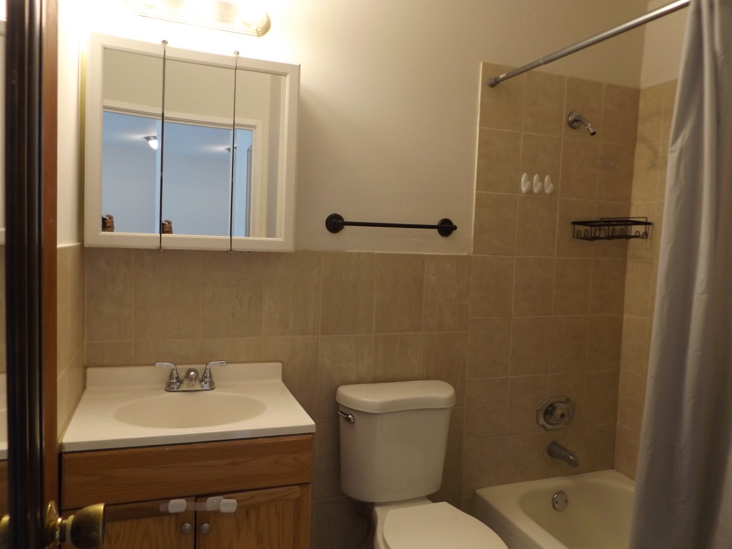 710 W Huntington Commons Road #2B, Mount Prospect, IL 60056