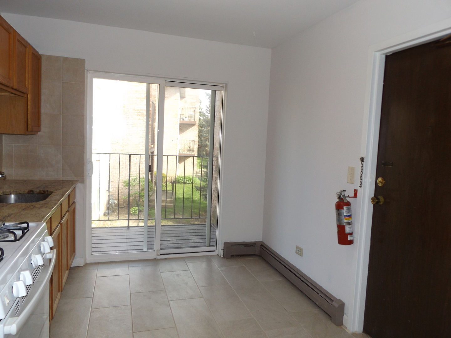 710 W Huntington Commons Road #2B, Mount Prospect, IL 60056