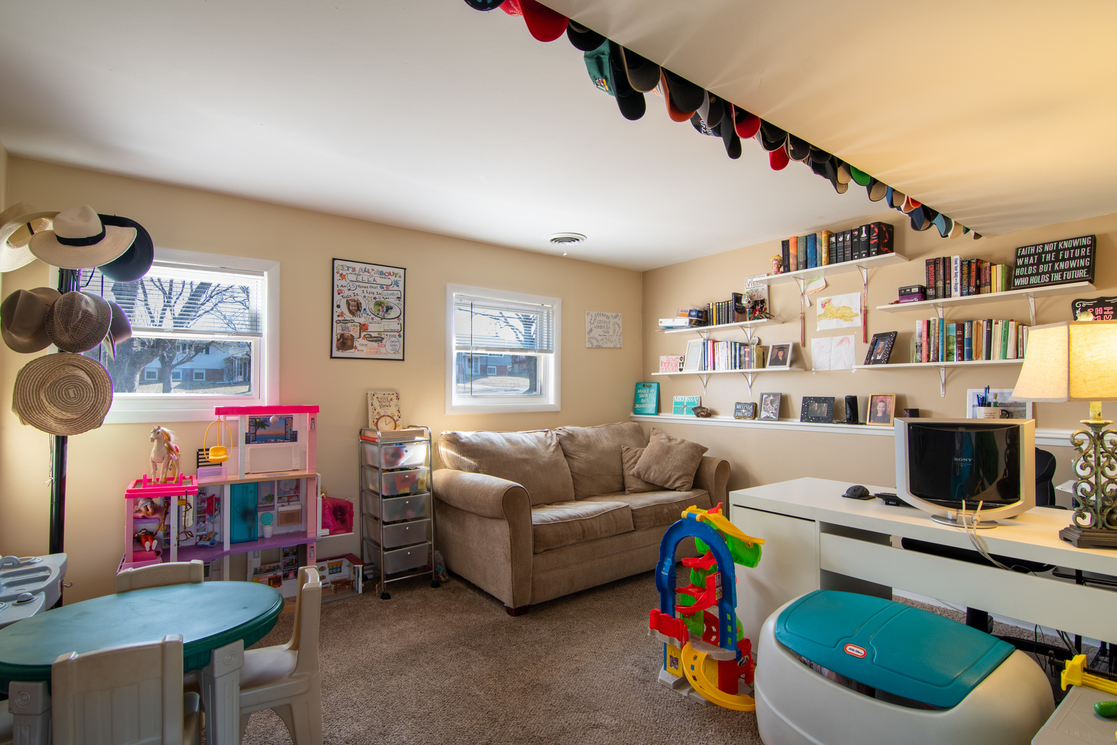 2S478 Lloyd Avenue, Lombard, IL 60148