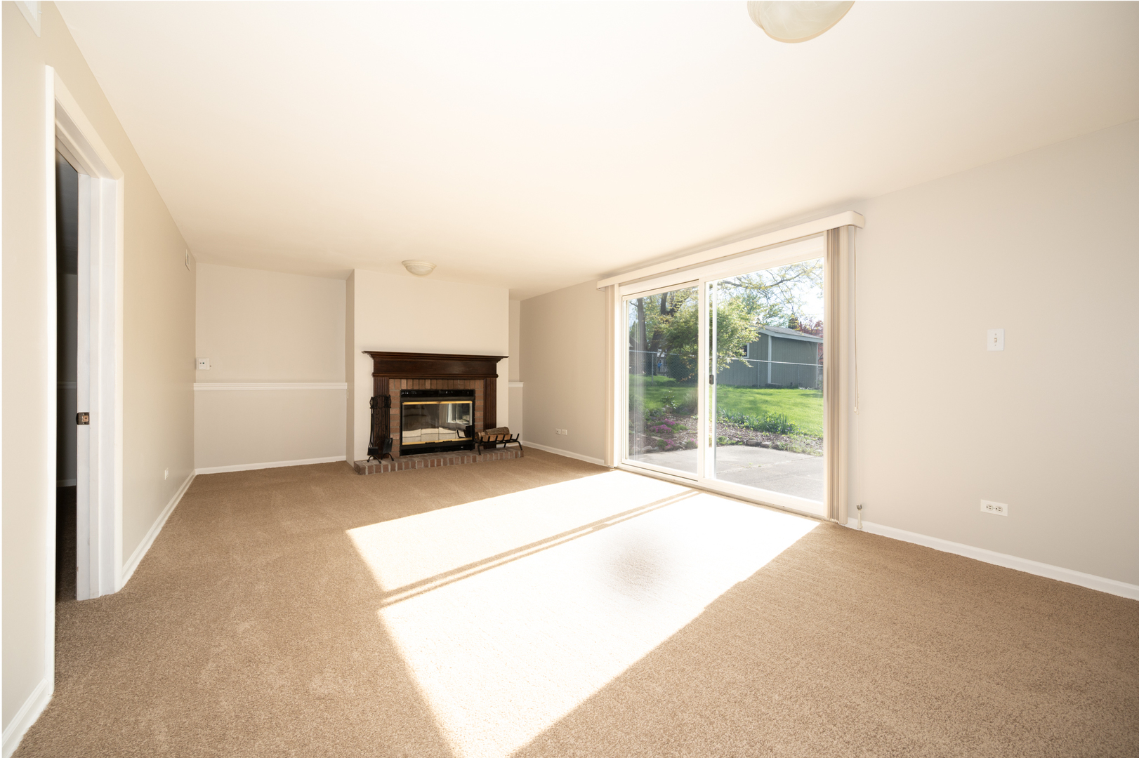 2S478 Lloyd Avenue, Lombard, IL 60148