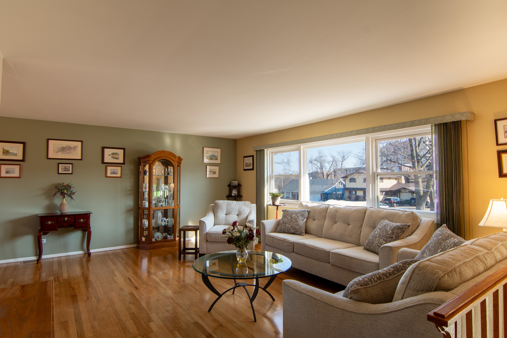 2S478 Lloyd Avenue, Lombard, IL 60148
