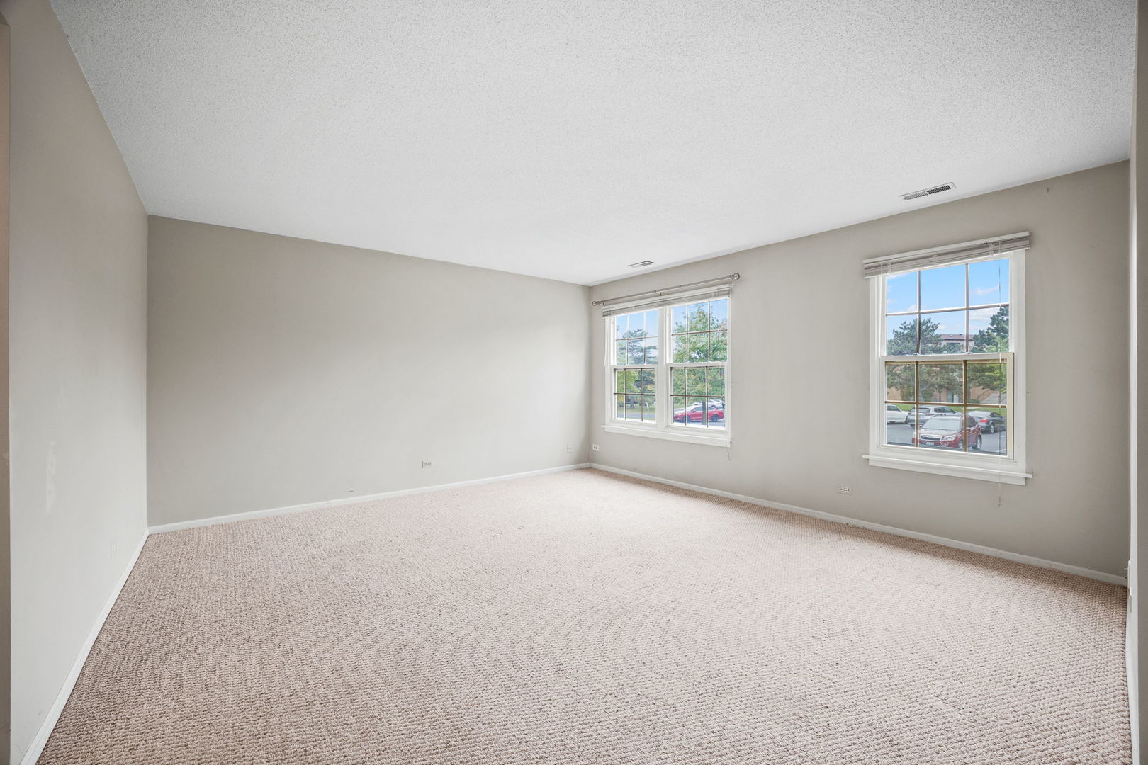 216 Stoneybrook Lane #2C, Bloomingdale, IL 60108