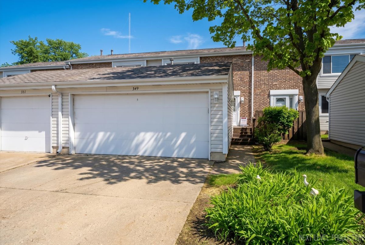 349 E Roland Drive, Glendale Heights, IL 60139