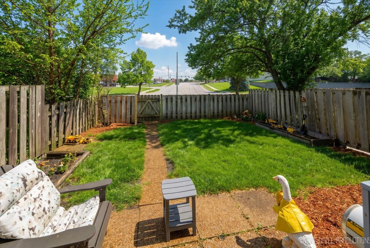 349 E Roland Drive, Glendale Heights, IL 60139