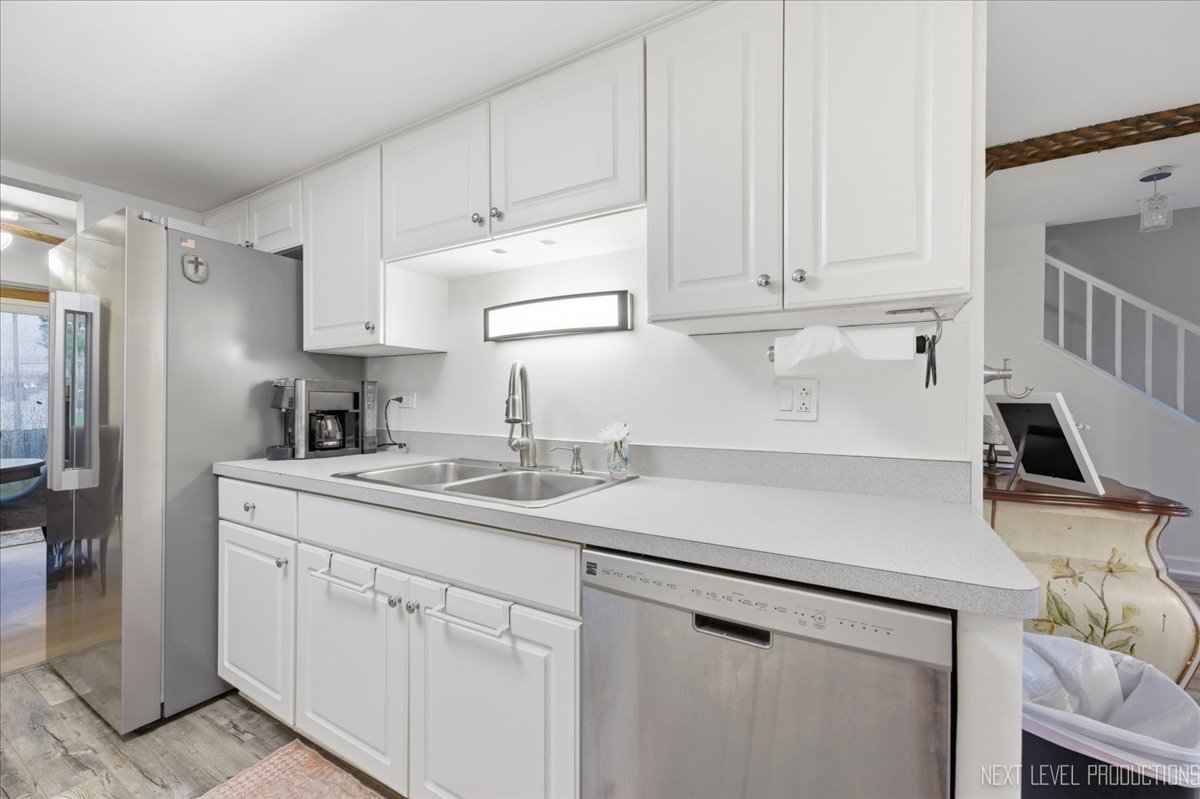 349 E Roland Drive, Glendale Heights, IL 60139