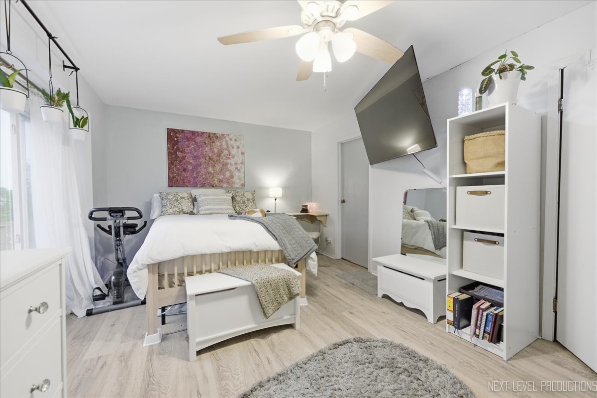 349 E Roland Drive, Glendale Heights, IL 60139