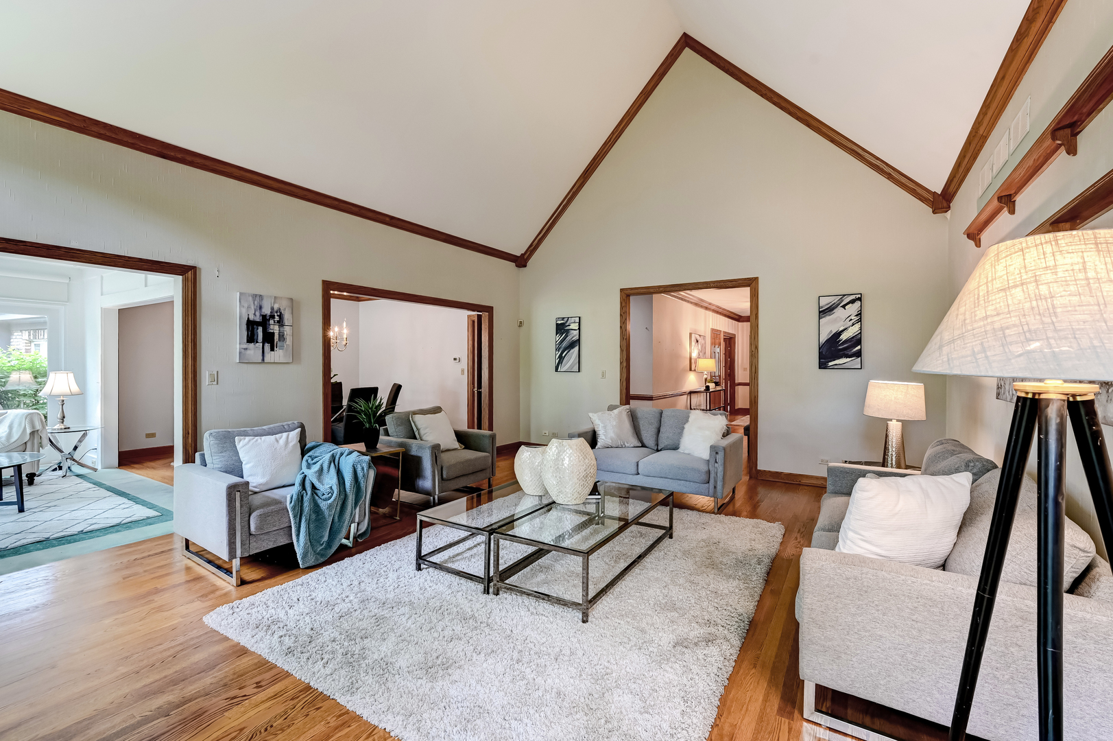 68 Berkshire Court, Burr Ridge, IL 60527