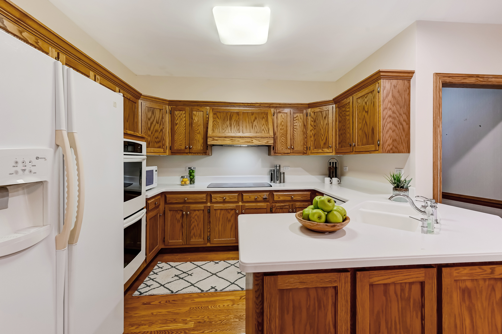 68 Berkshire Court, Burr Ridge, IL 60527