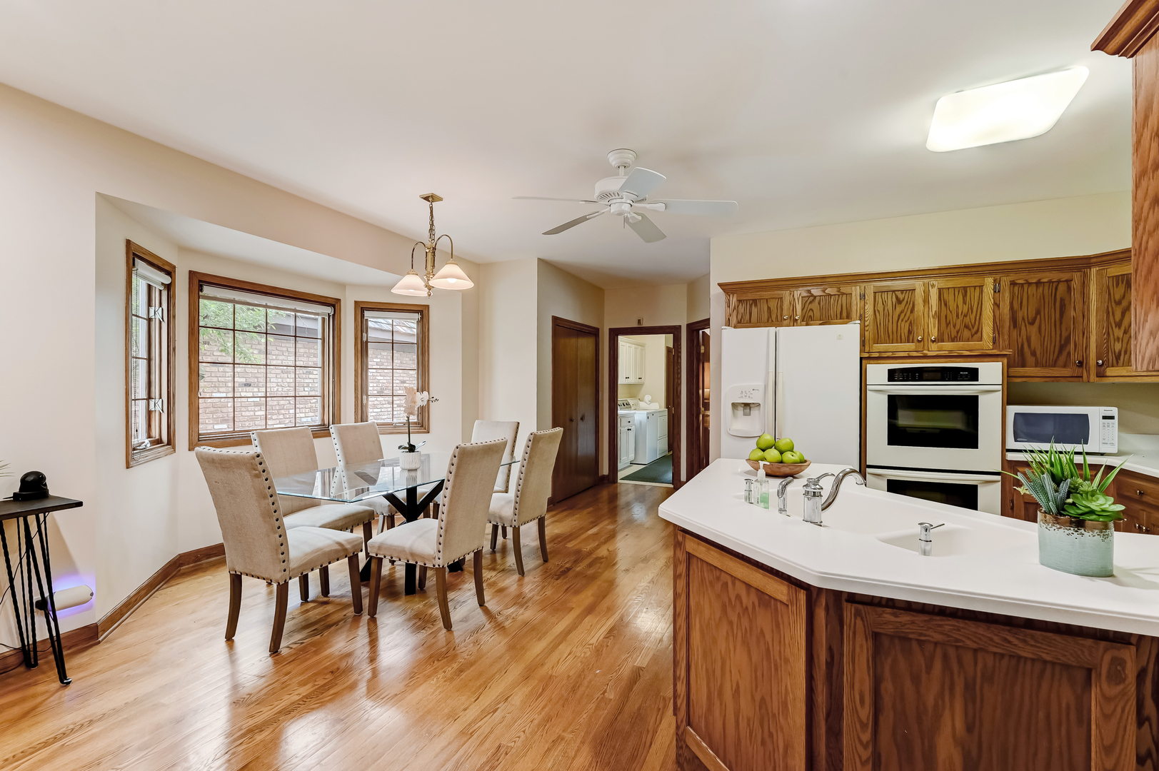 68 Berkshire Court, Burr Ridge, IL 60527