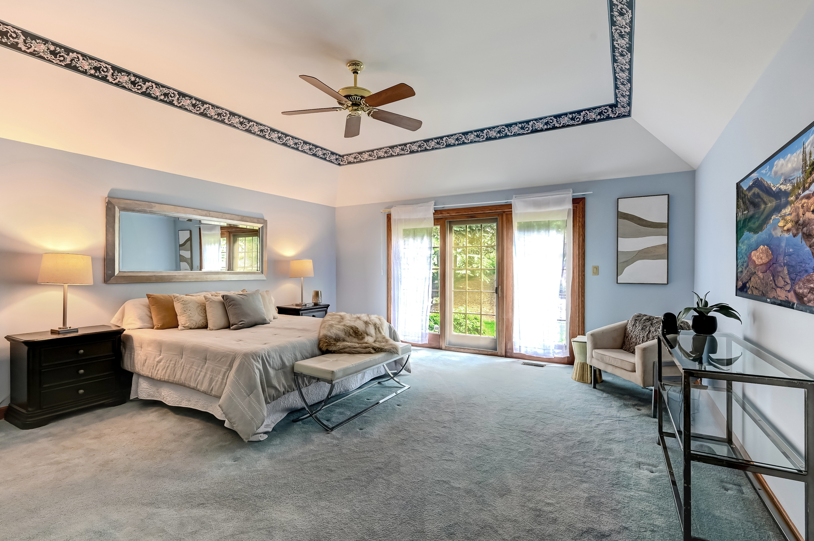 68 Berkshire Court, Burr Ridge, IL 60527