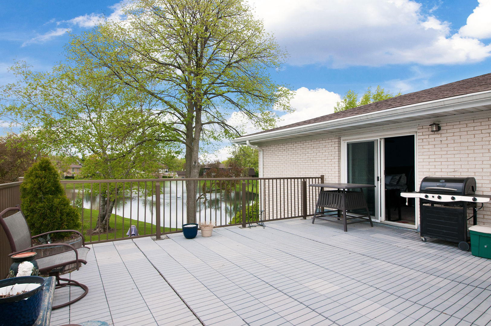 1408 S New Wilke Road #2-B, Arlington Heights, IL 60005