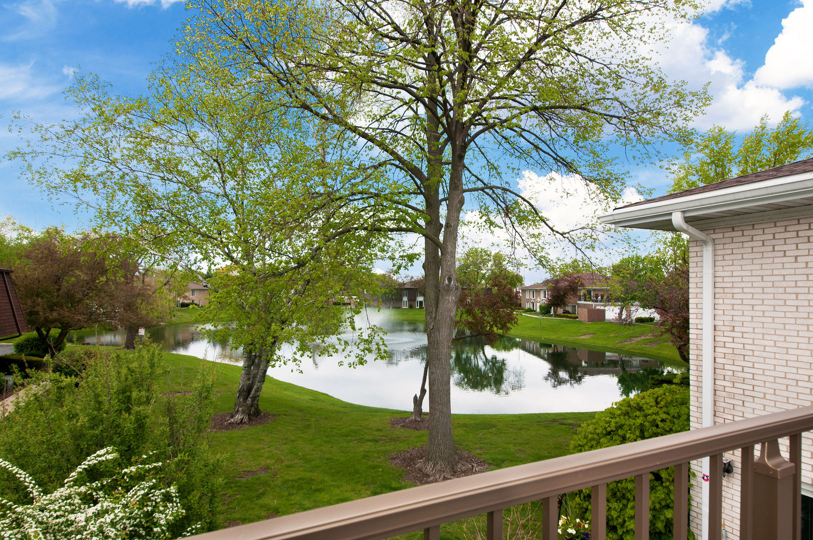 1408 S New Wilke Road #2-B, Arlington Heights, IL 60005