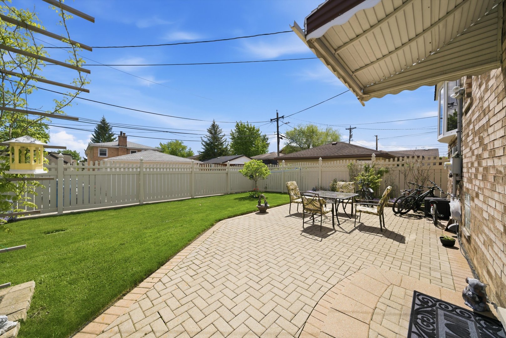 4433 N Neenah Avenue, Harwood Heights, IL 60706