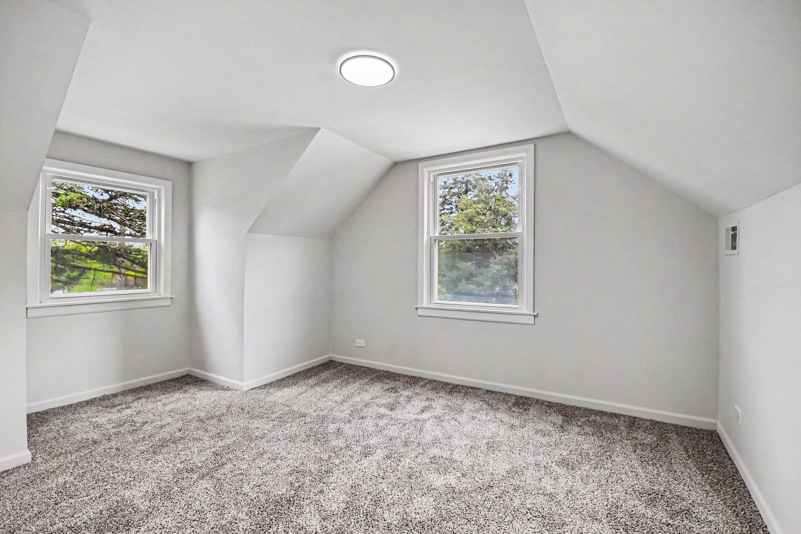 835 S Addison Avenue, Villa Park, IL 60181