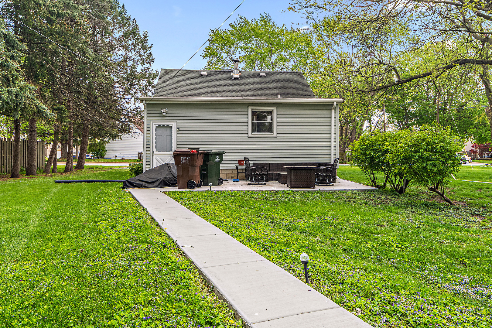 123 S Elm Street, Manteno, IL 60950